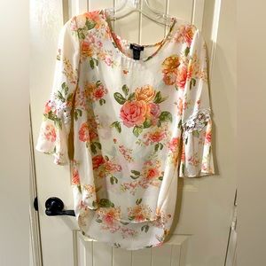 Rue 21 Women's Med Blouse Shirt Top Soft Colors Floral Design Pink Cream